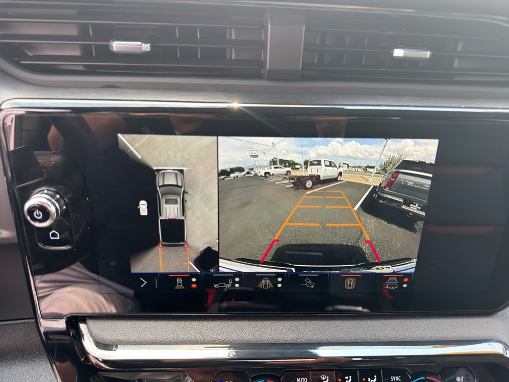 2025 GMC Sierra AT4