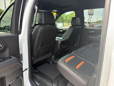 2025 GMC Sierra AT4