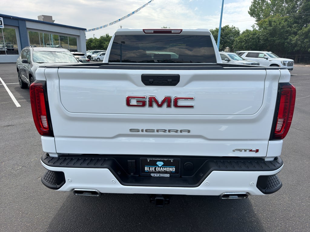2025 GMC Sierra AT4