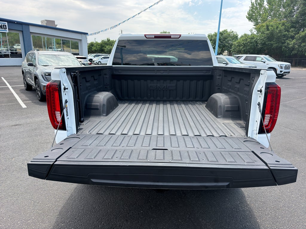 2025 GMC Sierra AT4