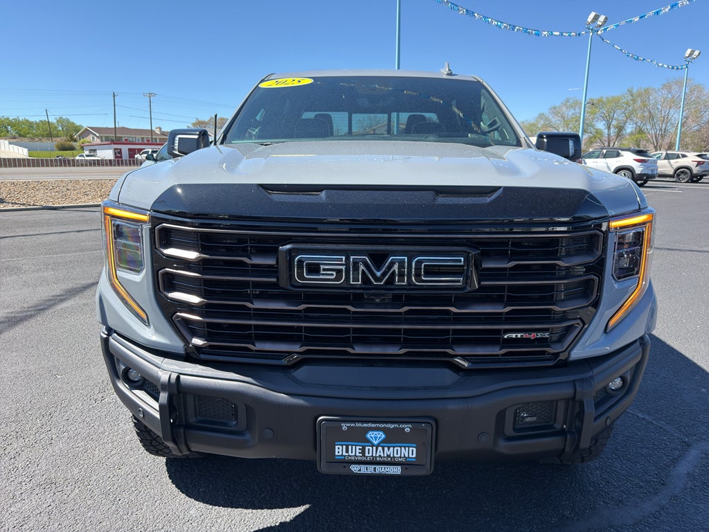 2025 GMC Sierra AT4X