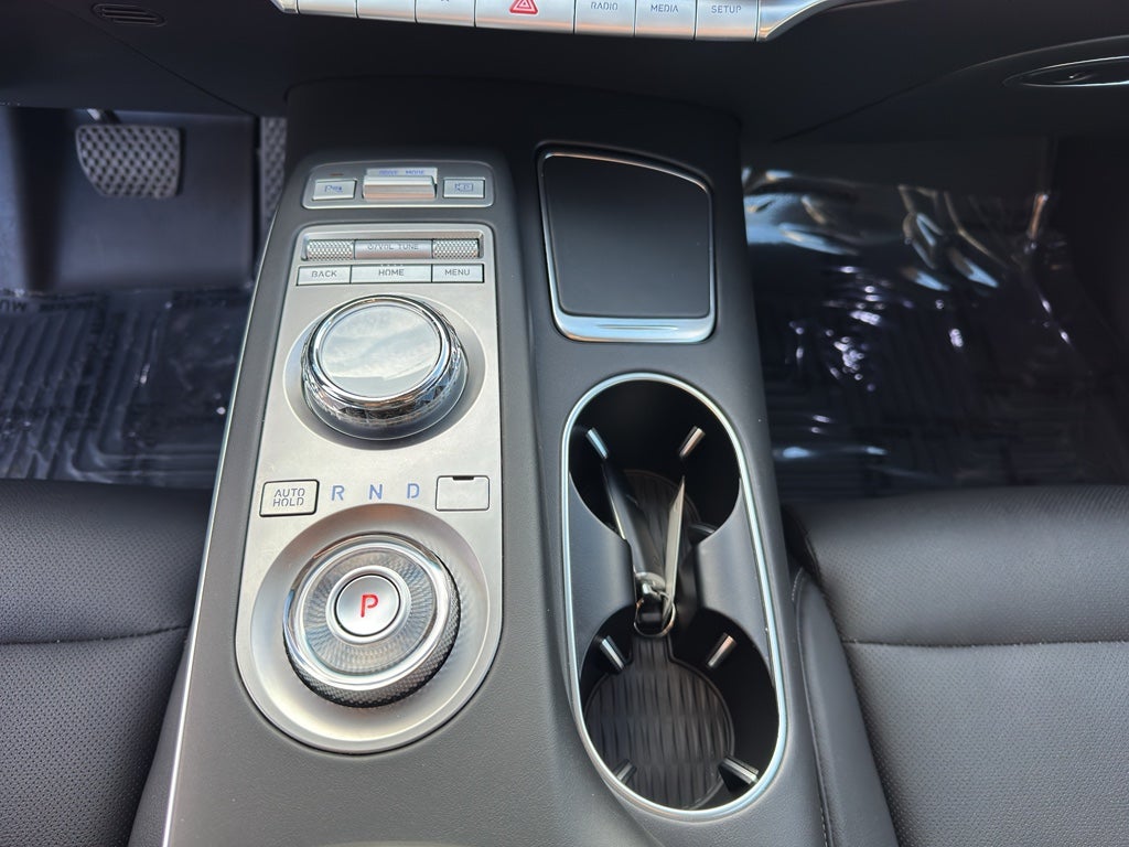 2025 Genesis GV70 2.5T