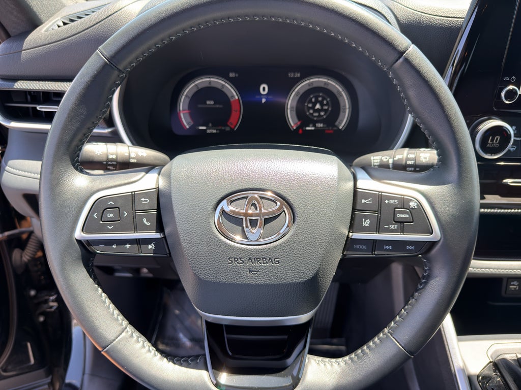2025 Toyota Highlander XSE