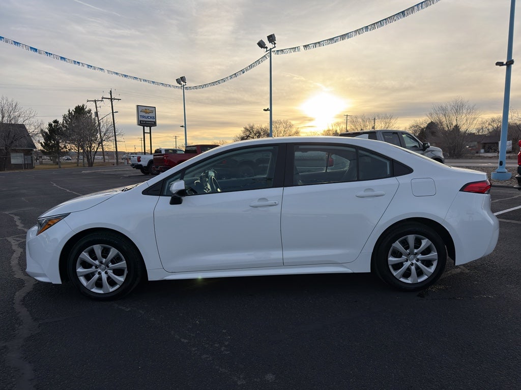 2025 Toyota Corolla LE