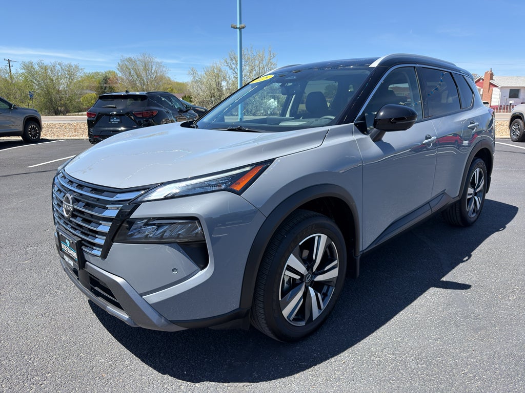 2025 Nissan Rogue SL