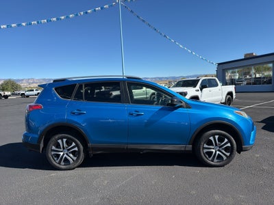 2017 Toyota RAV4 LE