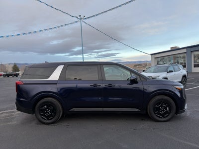 2025 Kia Carnival LXS