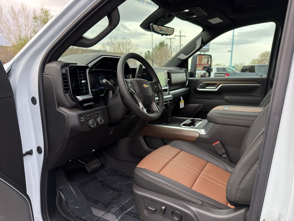 2026 Chevrolet Silverado 3500 HD High Country DRW