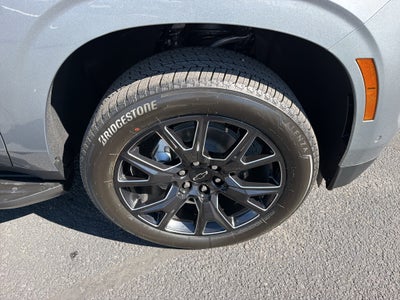 2027 Chevrolet Suburban LT