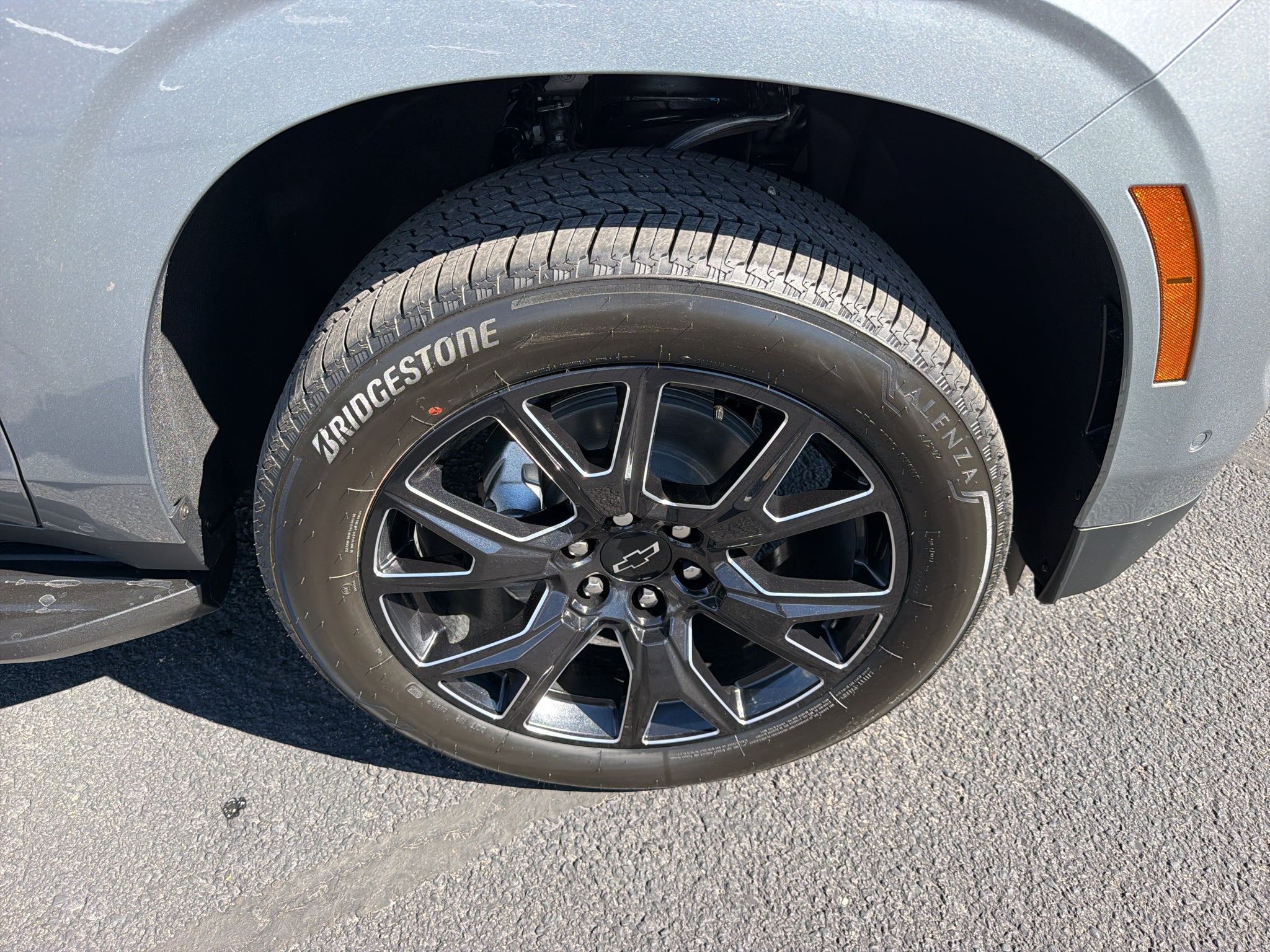 2027 Chevrolet Suburban LT