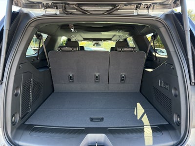 2027 Chevrolet Suburban LT