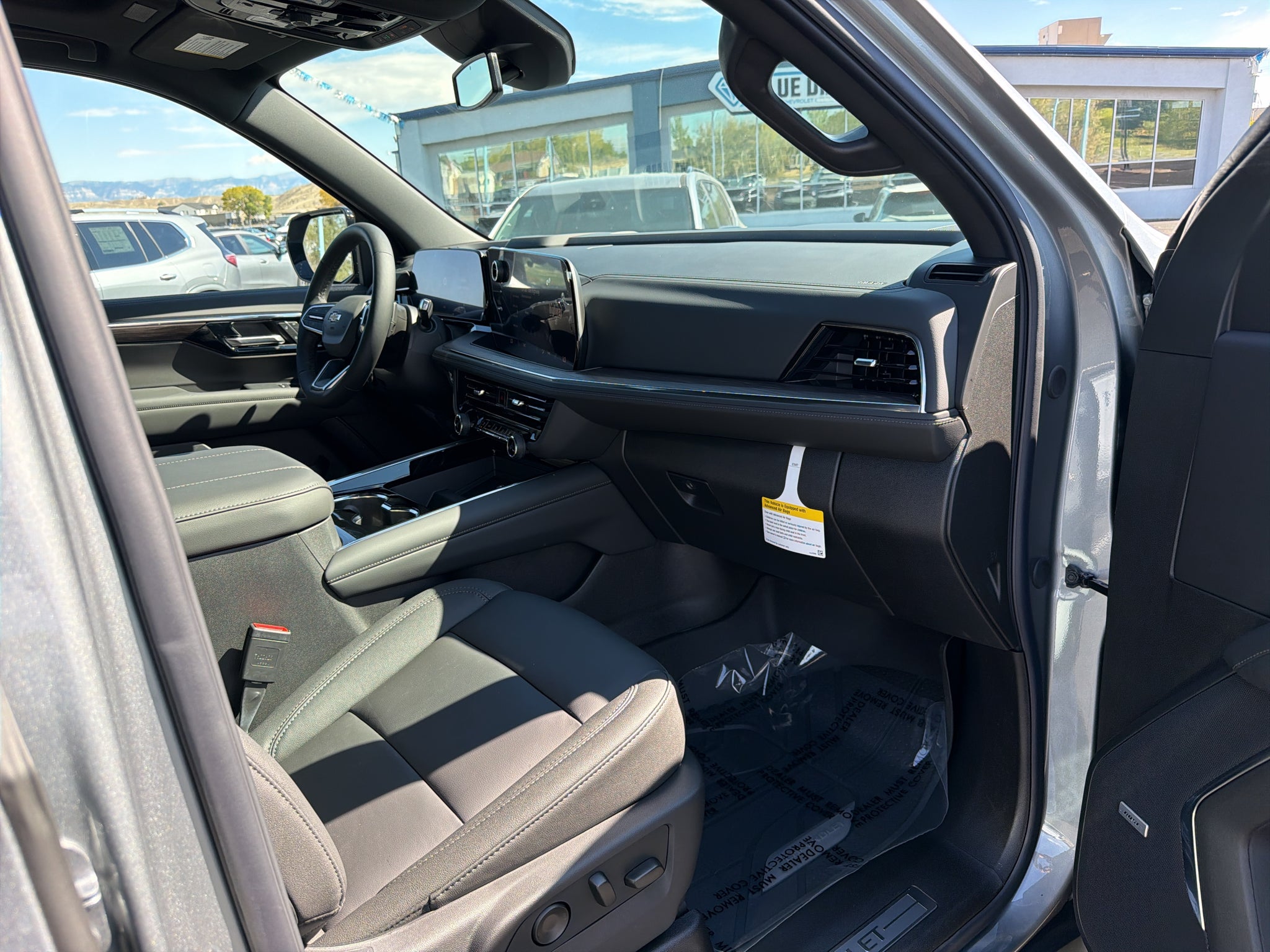 2027 Chevrolet Suburban LT