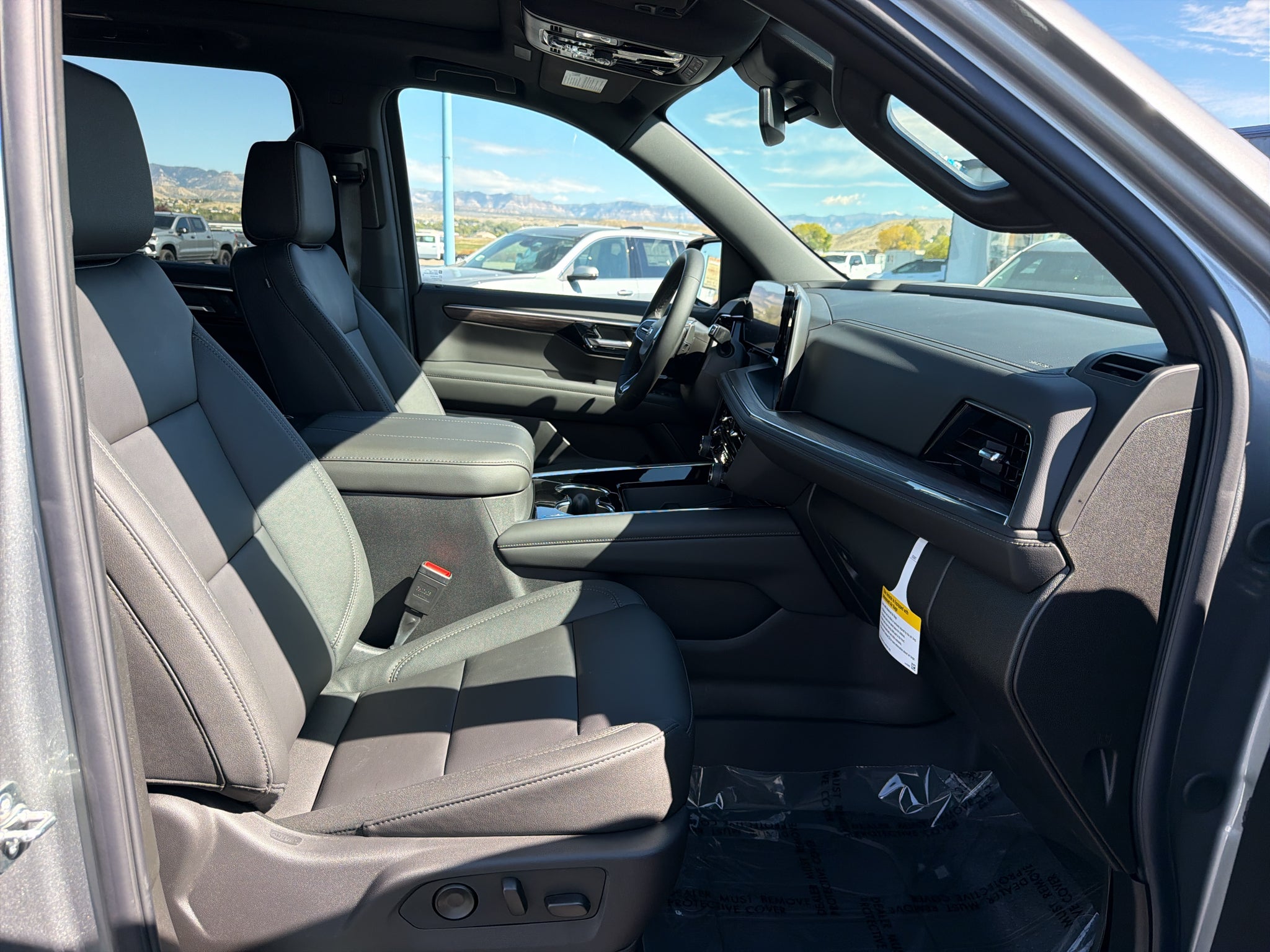 2027 Chevrolet Suburban LT