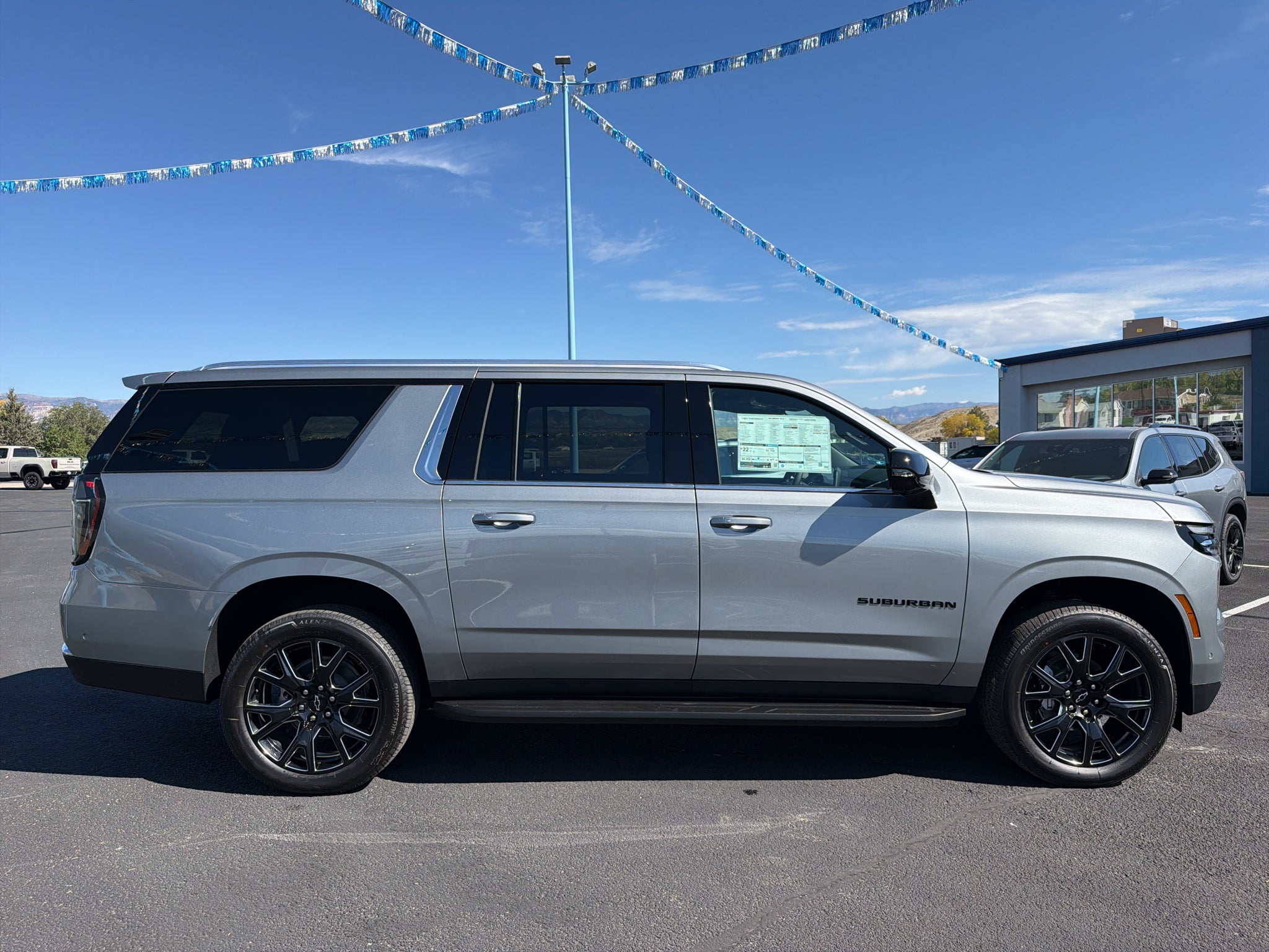 2027 Chevrolet Suburban LT