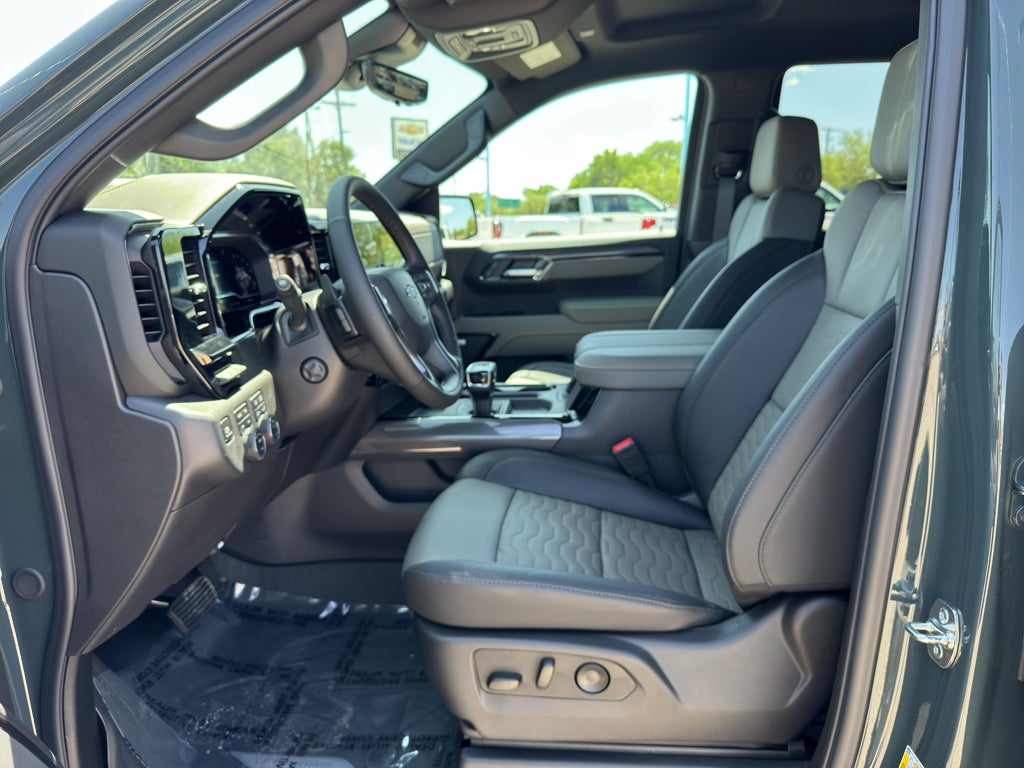 2025 Chevrolet Silverado 1500 ZR2