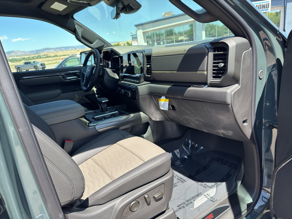 2025 Chevrolet Silverado 1500 ZR2