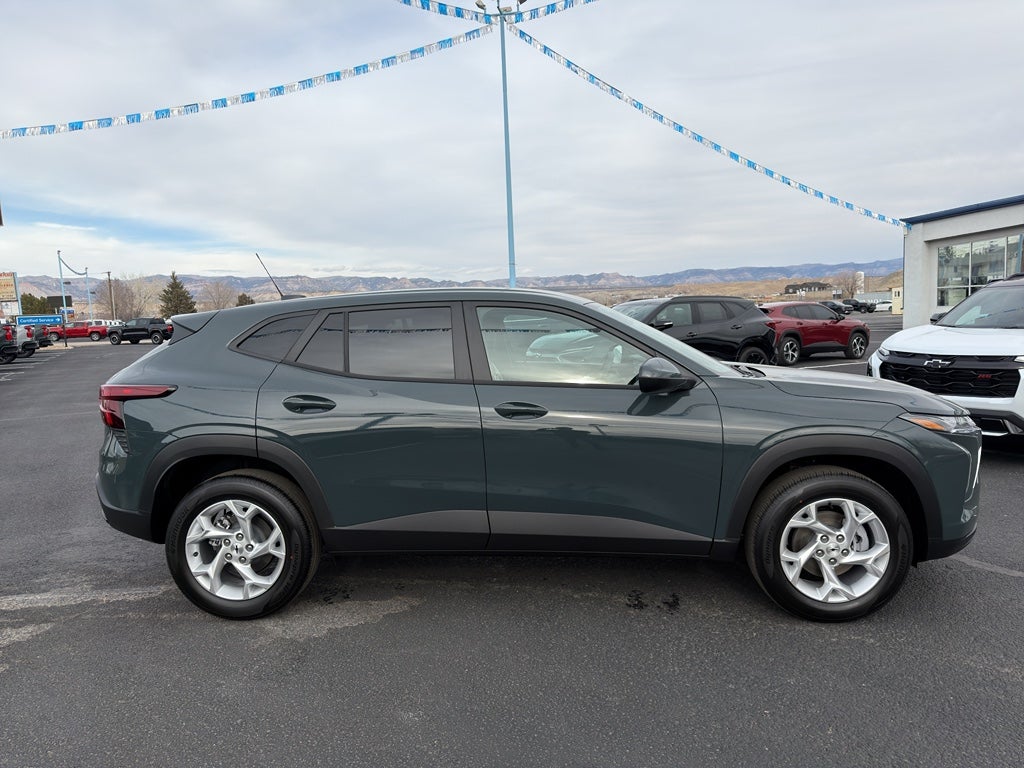 2026 Chevrolet Trax LS